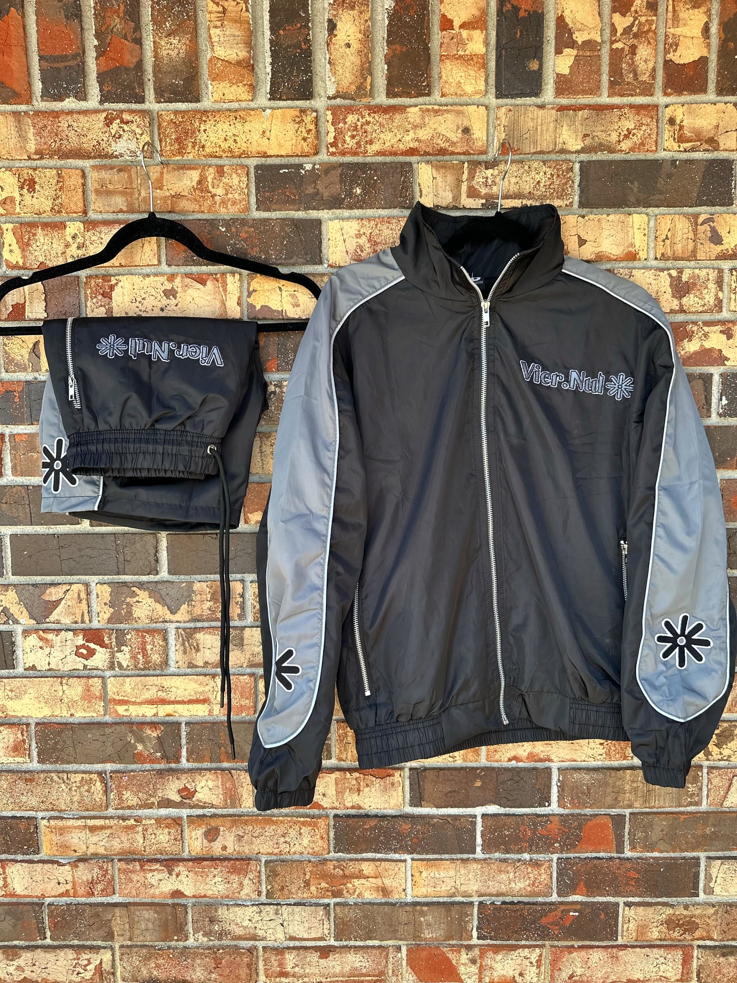 Vier.Nul Track Set (Black)