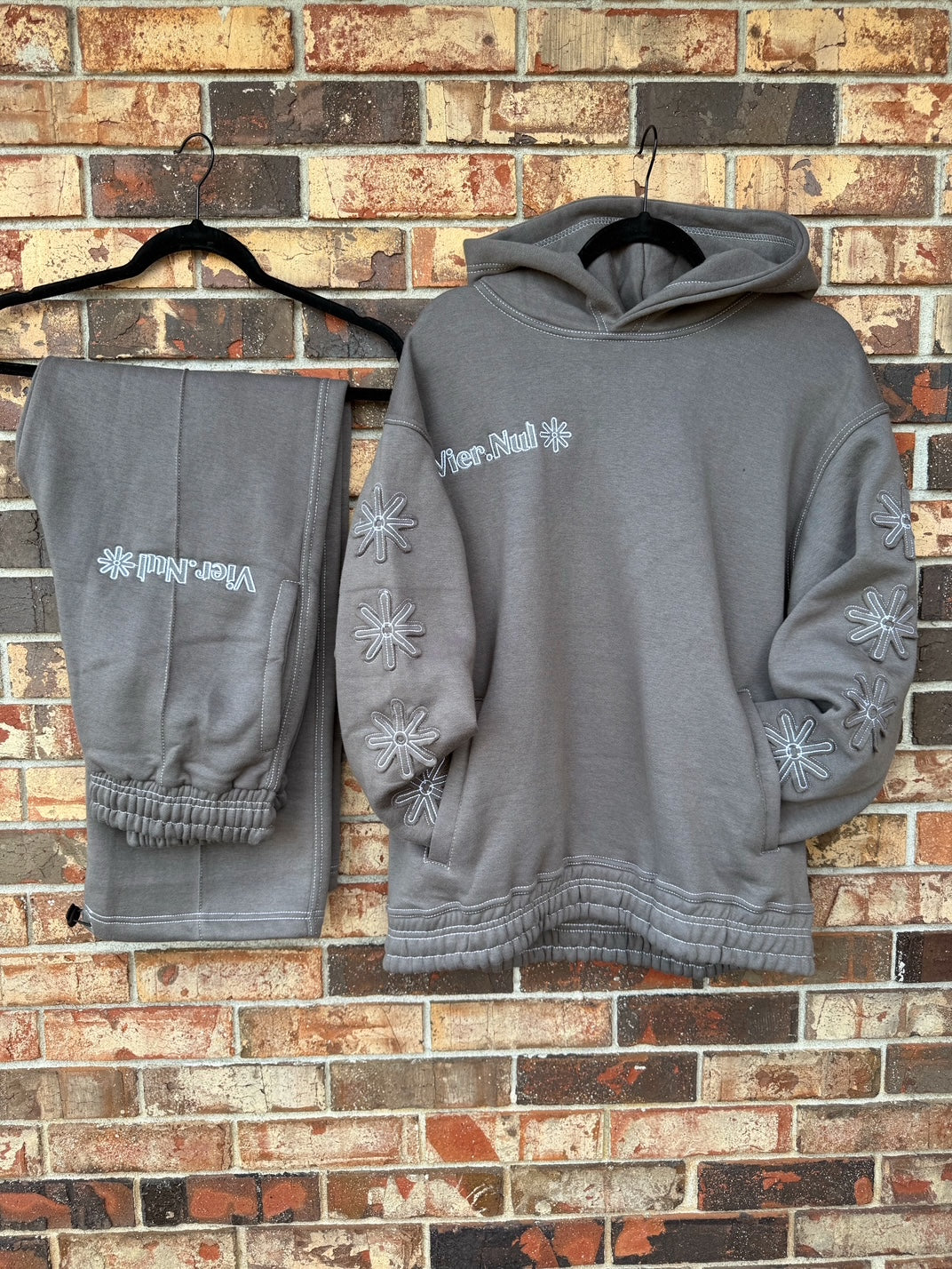 Vol. 3 Vier.Nul Set (Grey)